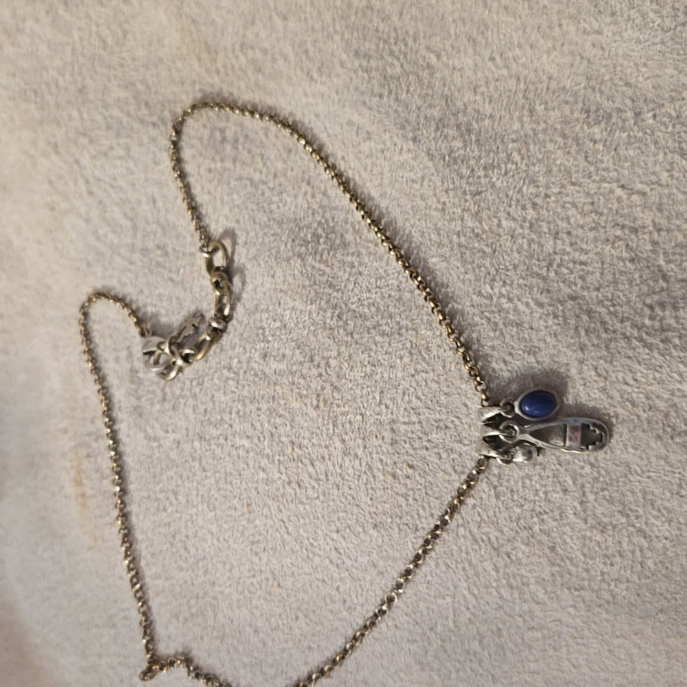 Lucky Brand Trio Pendant Elegant Silvertone and Blue Pendant Necklace 18" Length - Picture 3 of 3